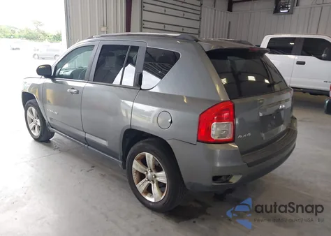 2012 Jeep Compass Sport z USA, uszkodzony, nr VIN 1C4NJDBB6CD675793